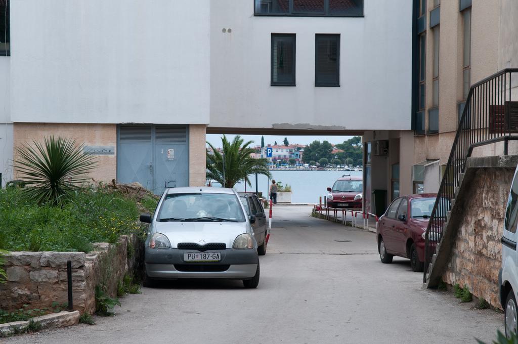 Apartment Old Town Umag Rum bild